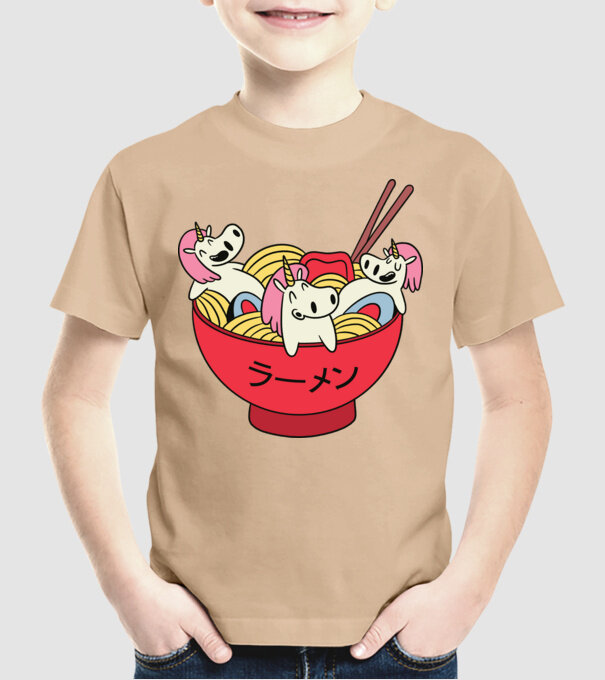 Unicorn Ramen model nisipiu pe tricou