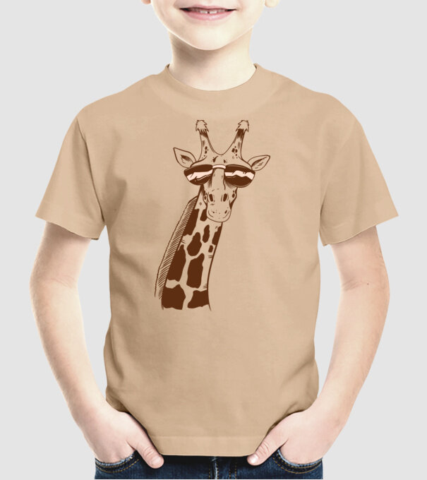 Cap Girafă model nisipiu pe tricou