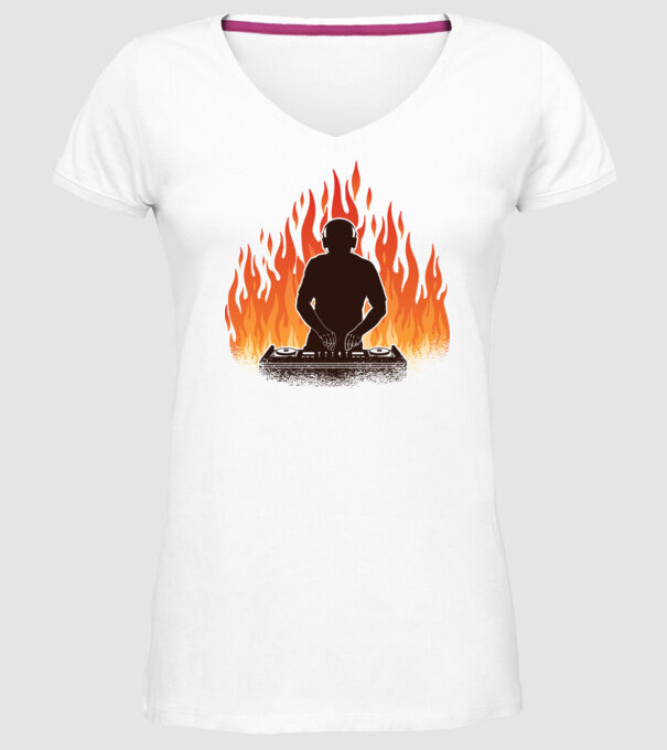 DJ Flăcări model alb pe tricou