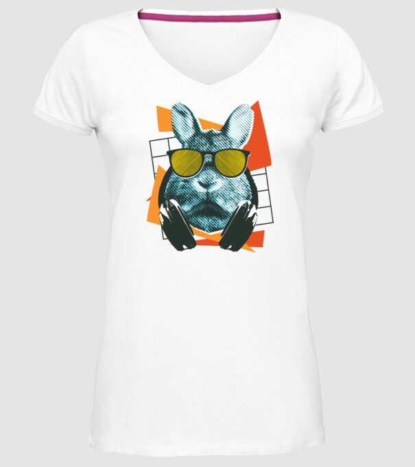 DJ Iepure model alb pe tricou