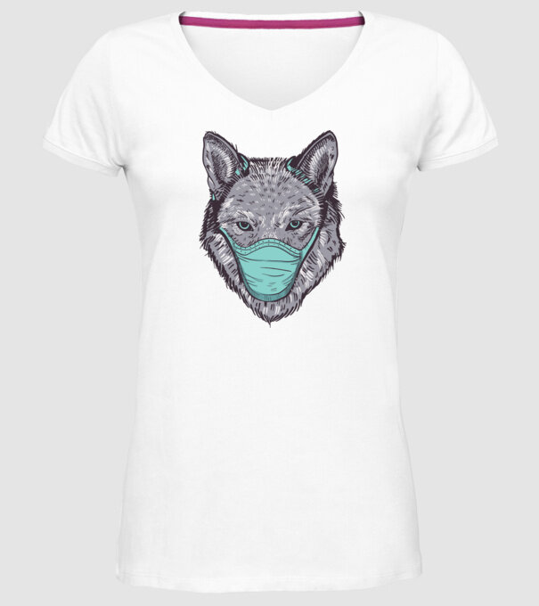 model alb pe tricou