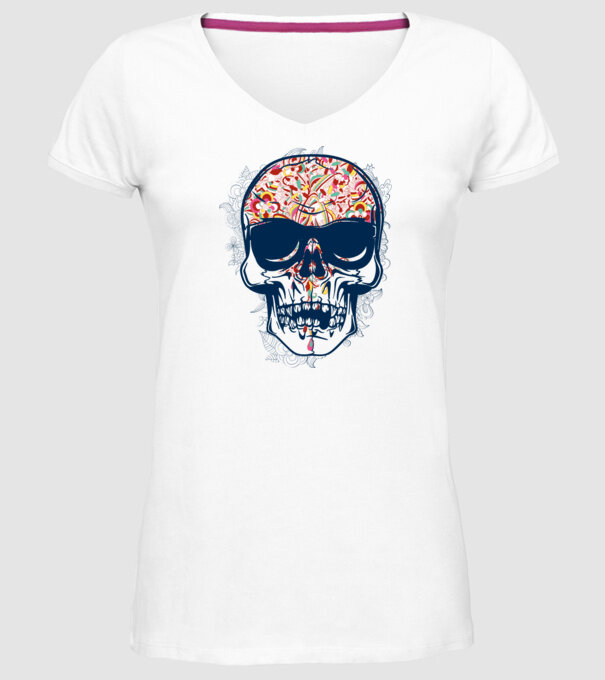 Craniu colorat model alb pe tricou