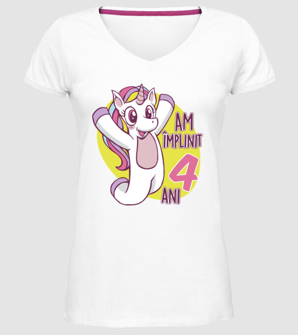Am împlinit 4 ani model alb pe tricou