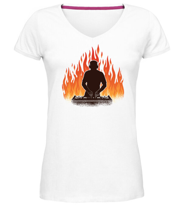  model  pe tricou