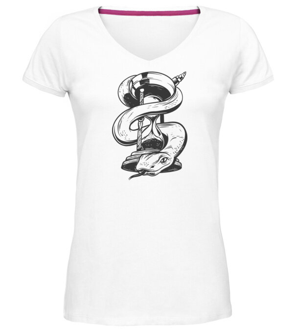  model  pe tricou