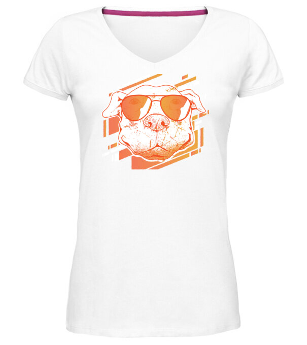  model  pe tricou