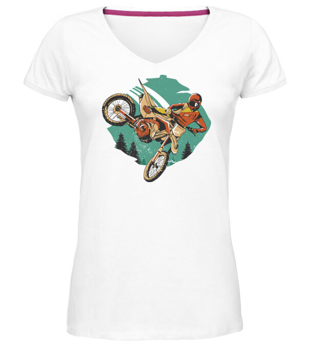  model  pe tricou