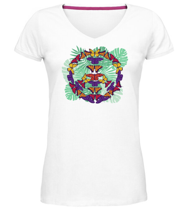  model  pe tricou