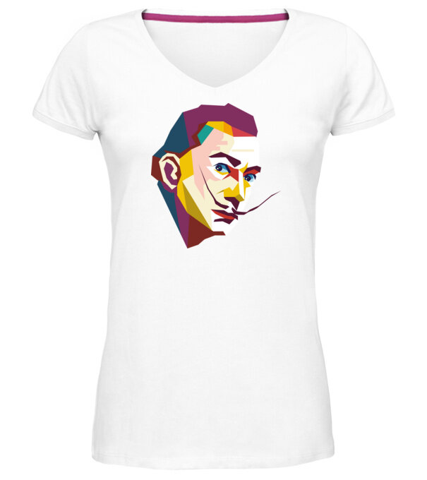  model  pe tricou