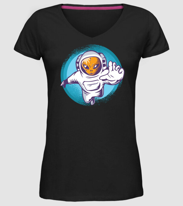 Alien Astronaut model negru pe tricou