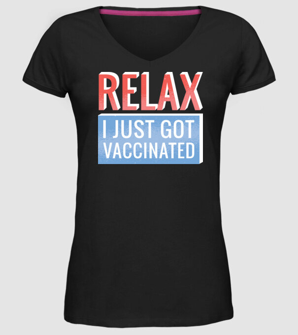 Fii calm, sunt vaccinat model negru pe tricou