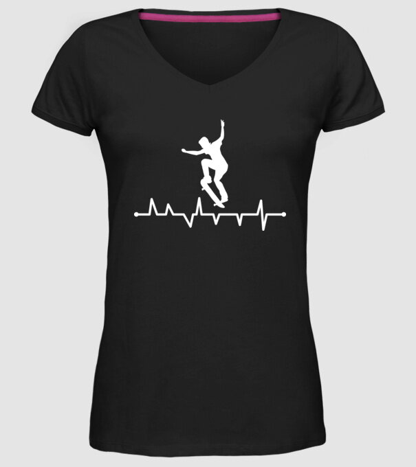 Heartbeat Skateboarder model negru pe tricou