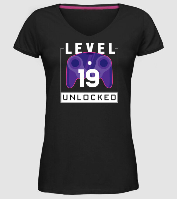 Level 19 Unlocked Gamer Birthday model negru pe tricou