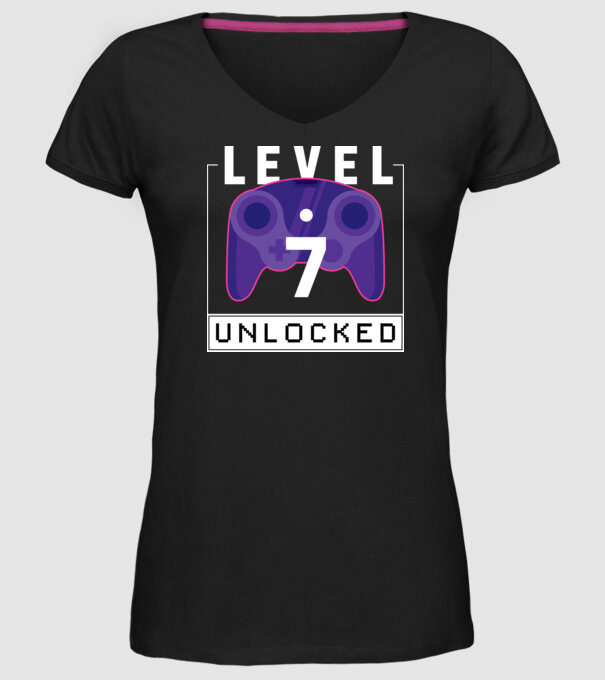 Level 7 Unlocked Gamer Birthday model negru pe tricou