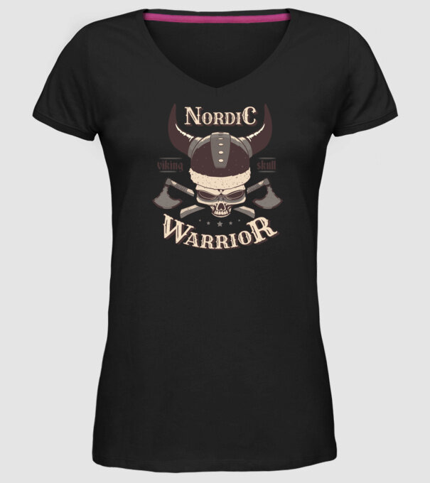 Nordic Warrior model negru pe tricou
