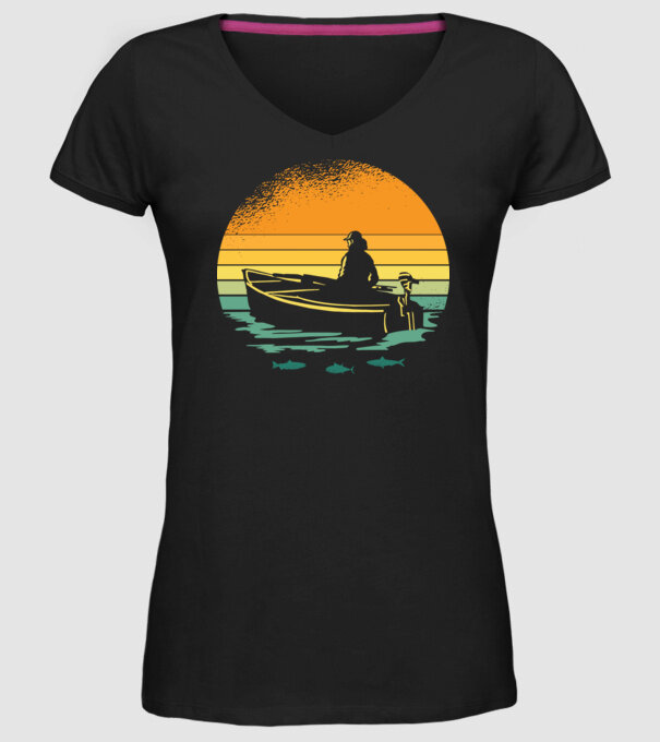 Retro cu Barcă model negru pe tricou