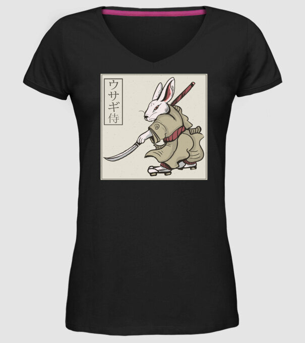 Iepure Samurai model negru pe tricou
