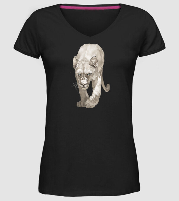 white lion model negru pe tricou