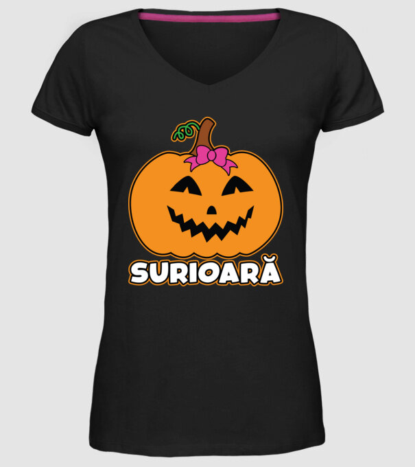 surioară model negru pe tricou
