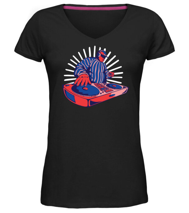  model  pe tricou