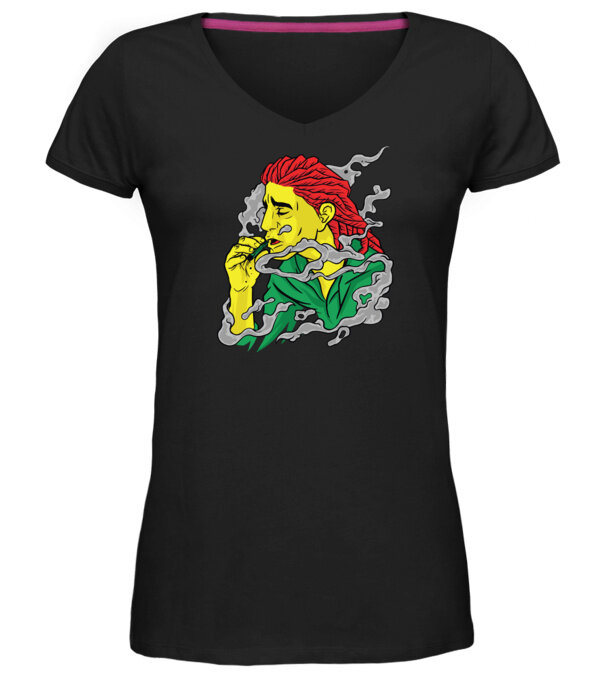  model  pe tricou