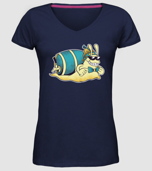 Melc model albastru închis pe tricou