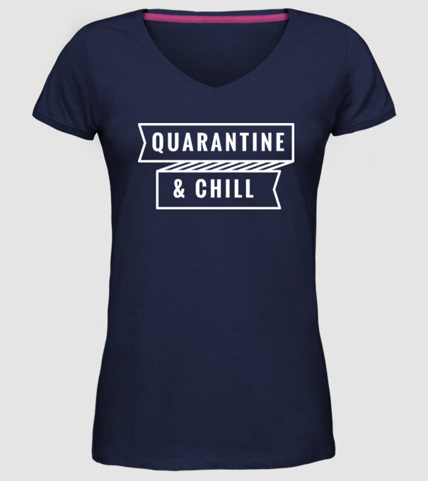 Quarantine and chill model albastru închis pe tricou