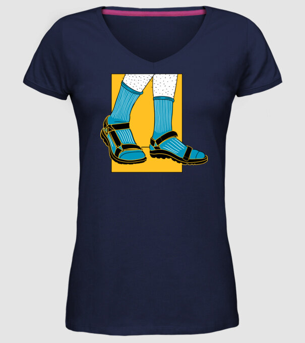 Sandale cu șosete model albastru închis pe tricou