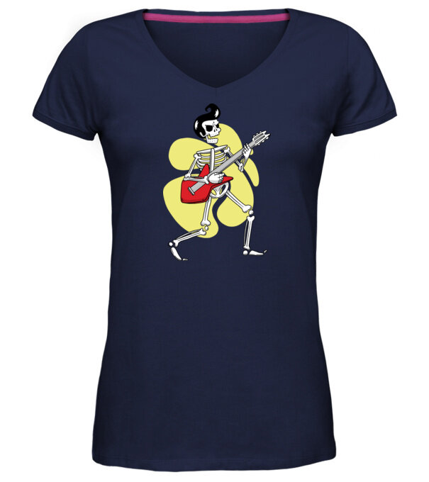  model  pe tricou