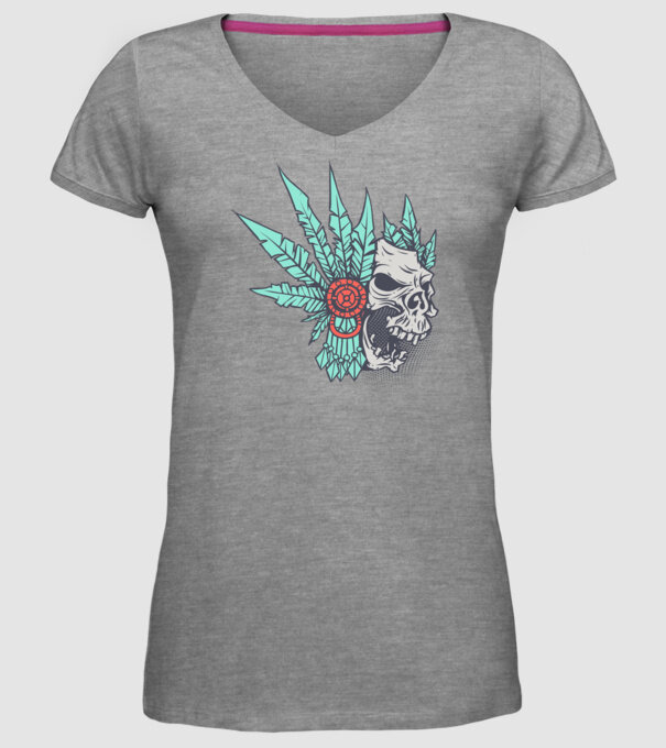 Ancient Skull model gri pe tricou