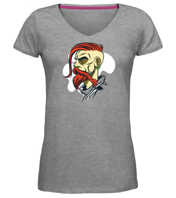  model  pe tricou