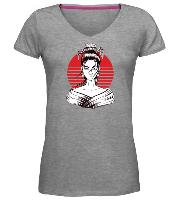 model  pe tricou
