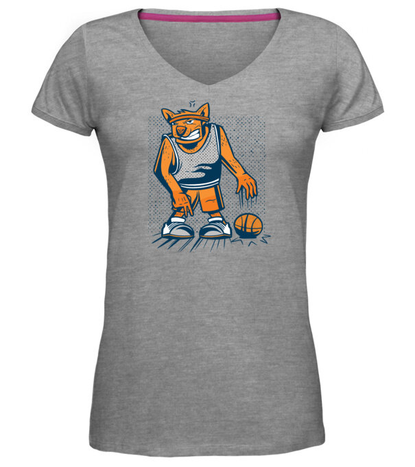  model  pe tricou