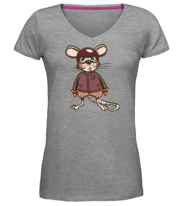  model  pe tricou