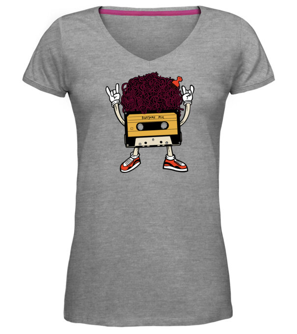  model  pe tricou
