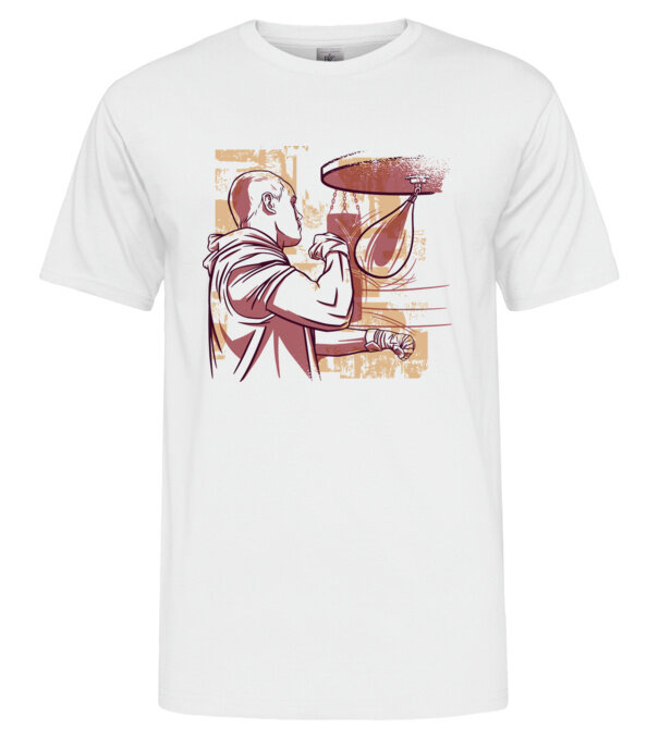  model  pe tricou