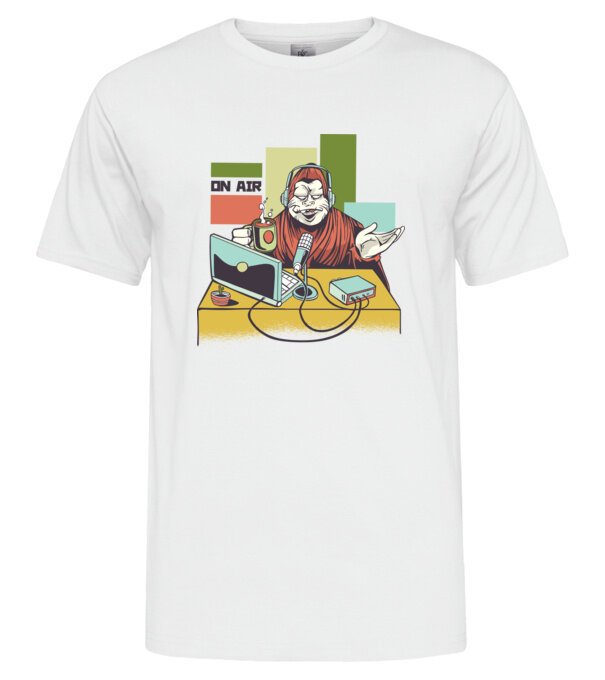  model  pe tricou