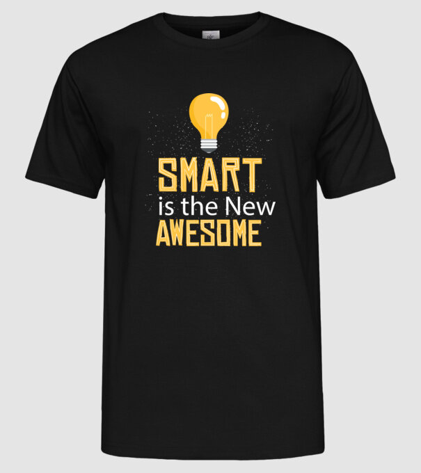 Smart este noul cool model negru pe tricou