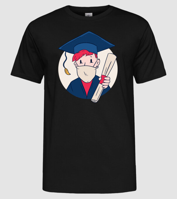 model negru pe tricou