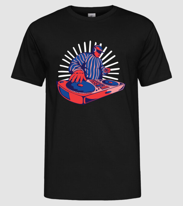 DJ disc jockey model negru pe tricou