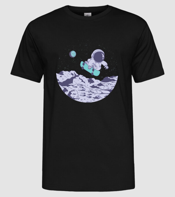 Astronaut Skateboarder model negru pe tricou