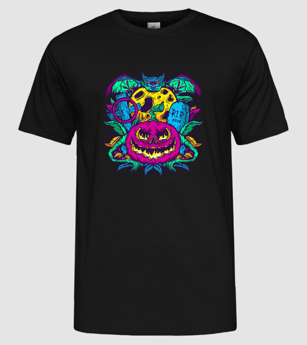 model negru pe tricou