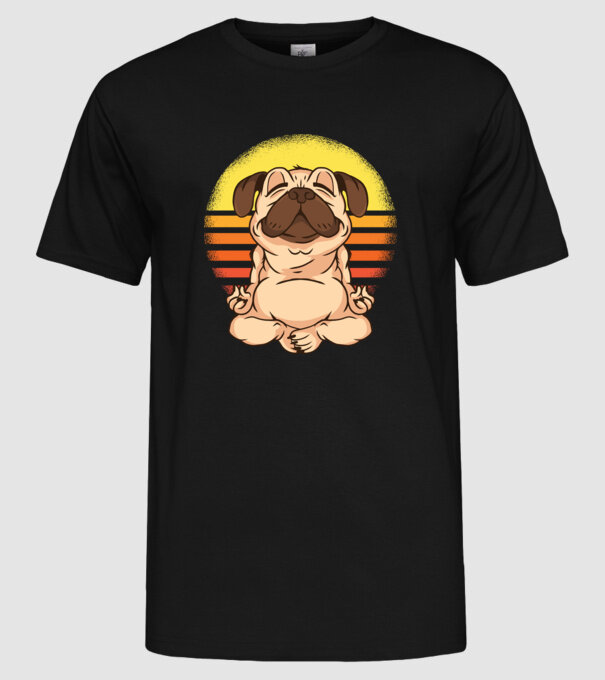 Mops Yoga tricou model negru pe tricou