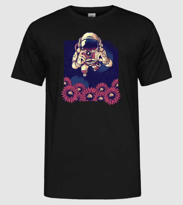 Astronaut Fotograf model negru pe tricou