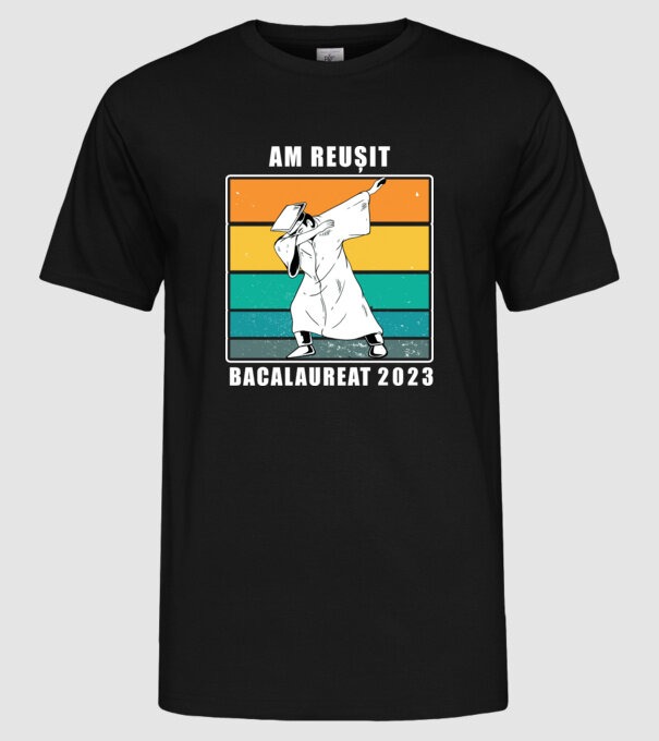 Am reușit 2023 model negru pe tricou