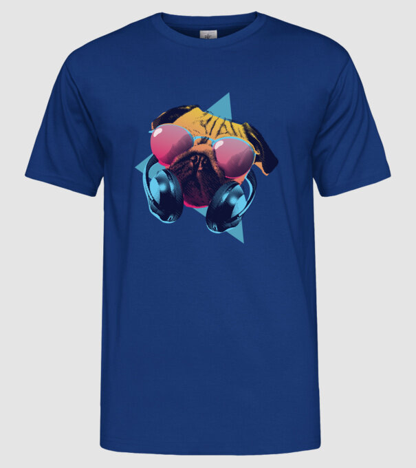 Mops cu căști model albastru regal pe tricou