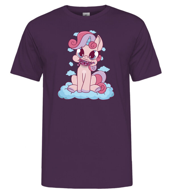  model  pe tricou