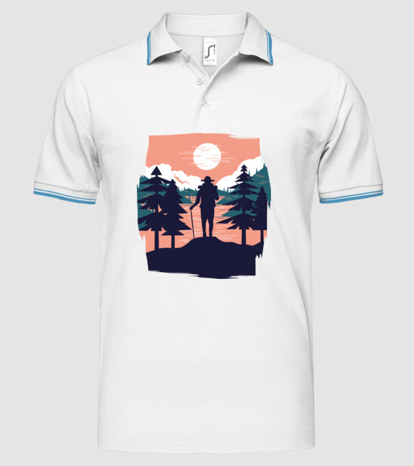 Drumeție model alb pe tricou