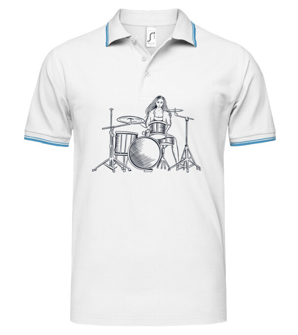  model  pe tricou