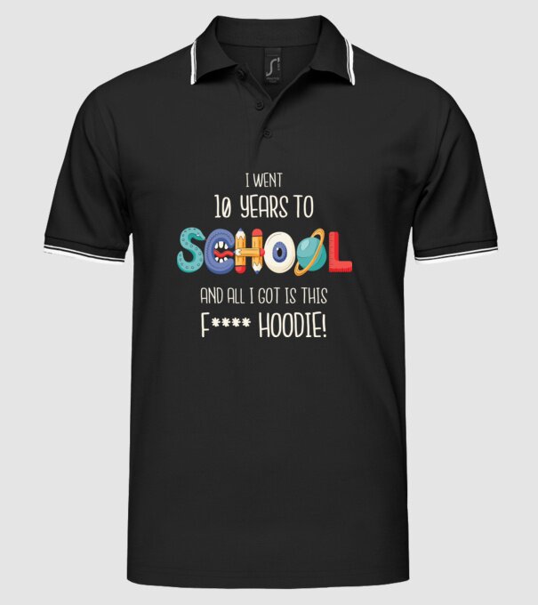 Am mers la școală timp de 10 ani și tot ce am primit a fost acest pulovăr jalnic model negru pe tricou